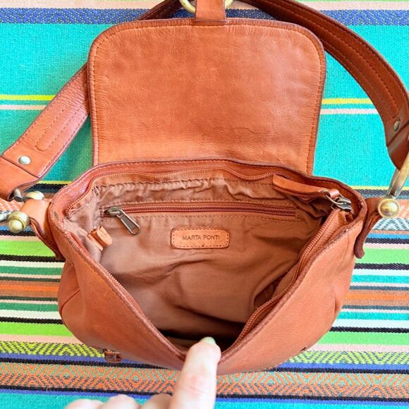 Marta Ponti Cognac Brown Leather Basketweave Satchel Handbag with Brass Hardware - Picture 14 of 16